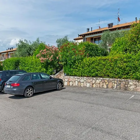 Сasa de vacaciones In With Pool & Views Bardolino